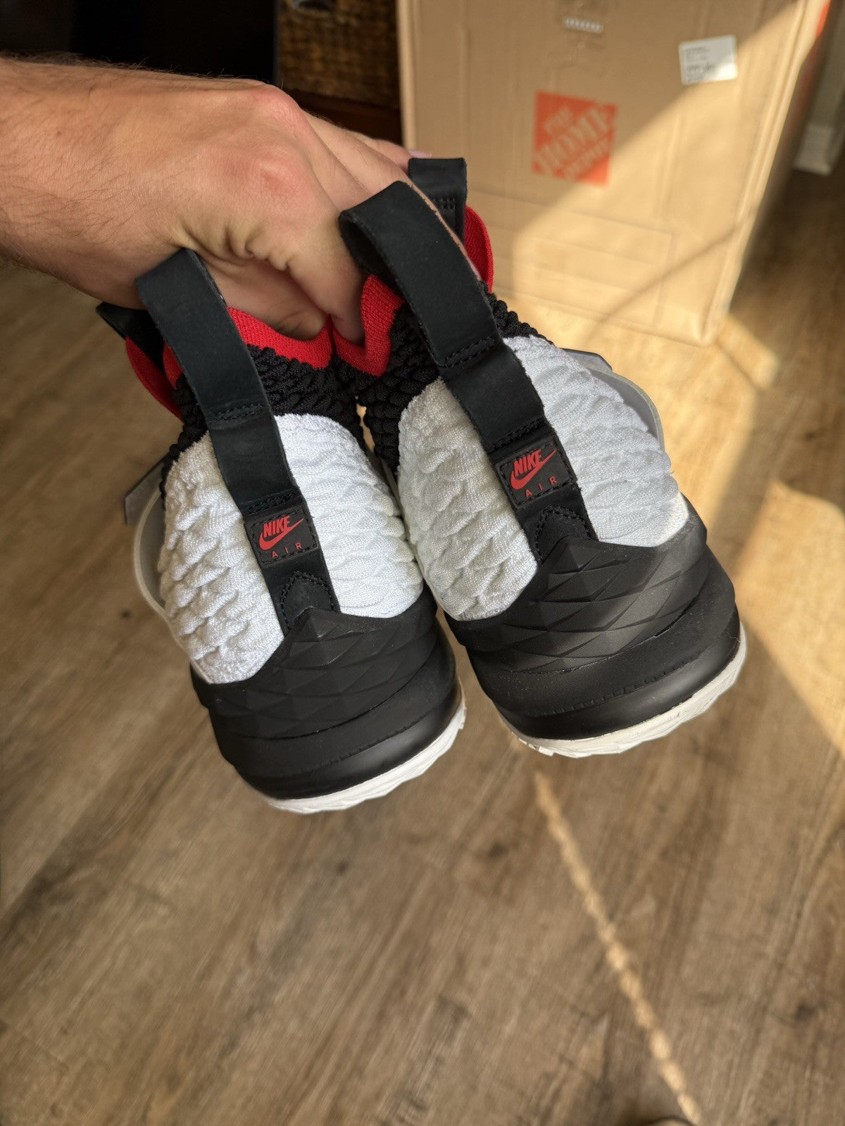 Size 14 - Nike LeBron 15 PE Diamond Turf