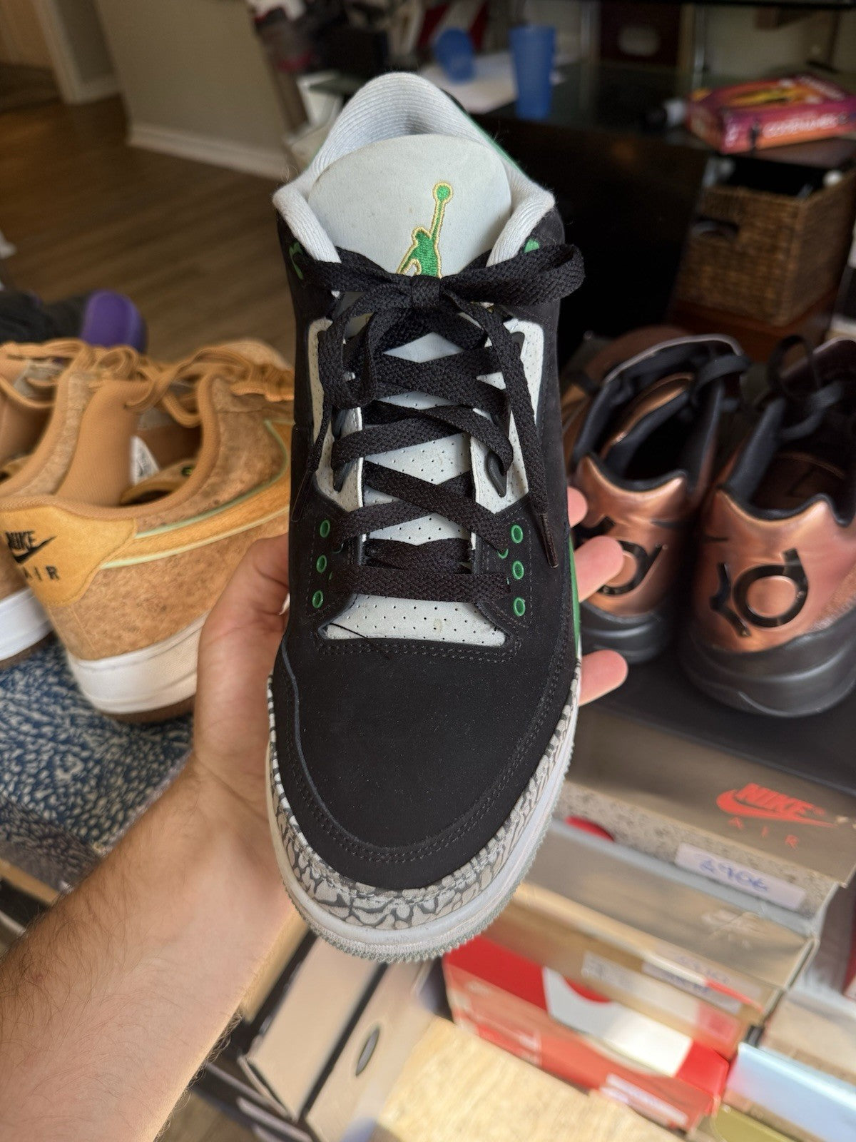 Size 9 - Jordan 3 Retro Mid Pine Green