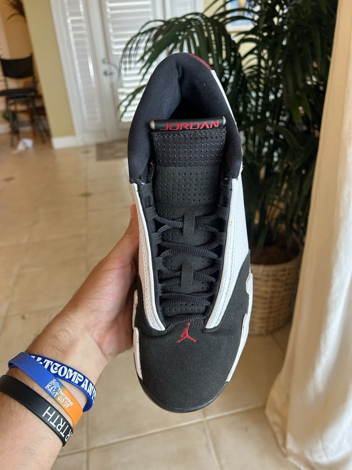 Air Jordan 14 Black Toe 2024 Size 9 487471-160