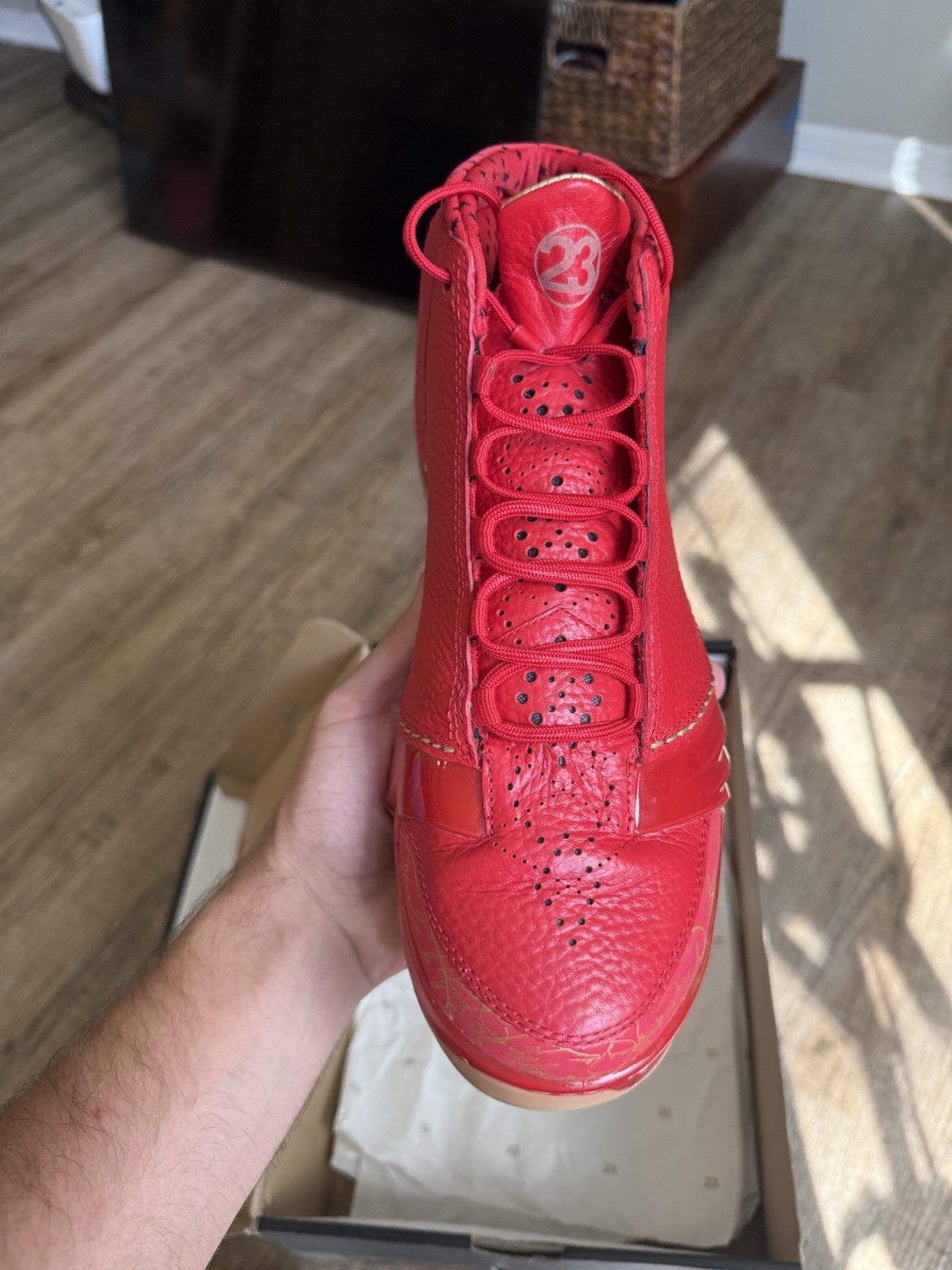Size 10.5 - Jordan 23 Retro Chicago