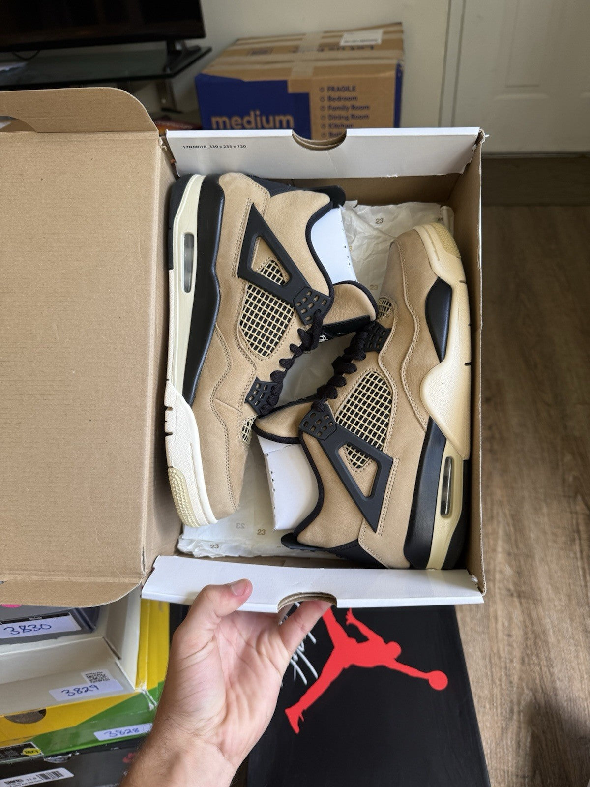 Size 9M/10.5W - Jordan 4 Retro Fossil (Brand New)