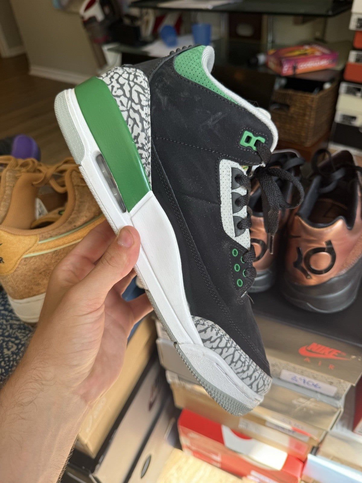 Size 9 - Jordan 3 Retro Mid Pine Green
