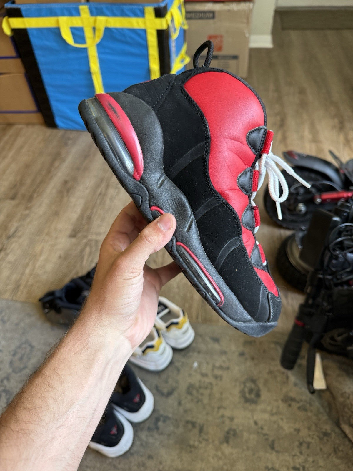 Size 8 - Nike Air Max Uptempo 95 Bulls Black Red Pippen