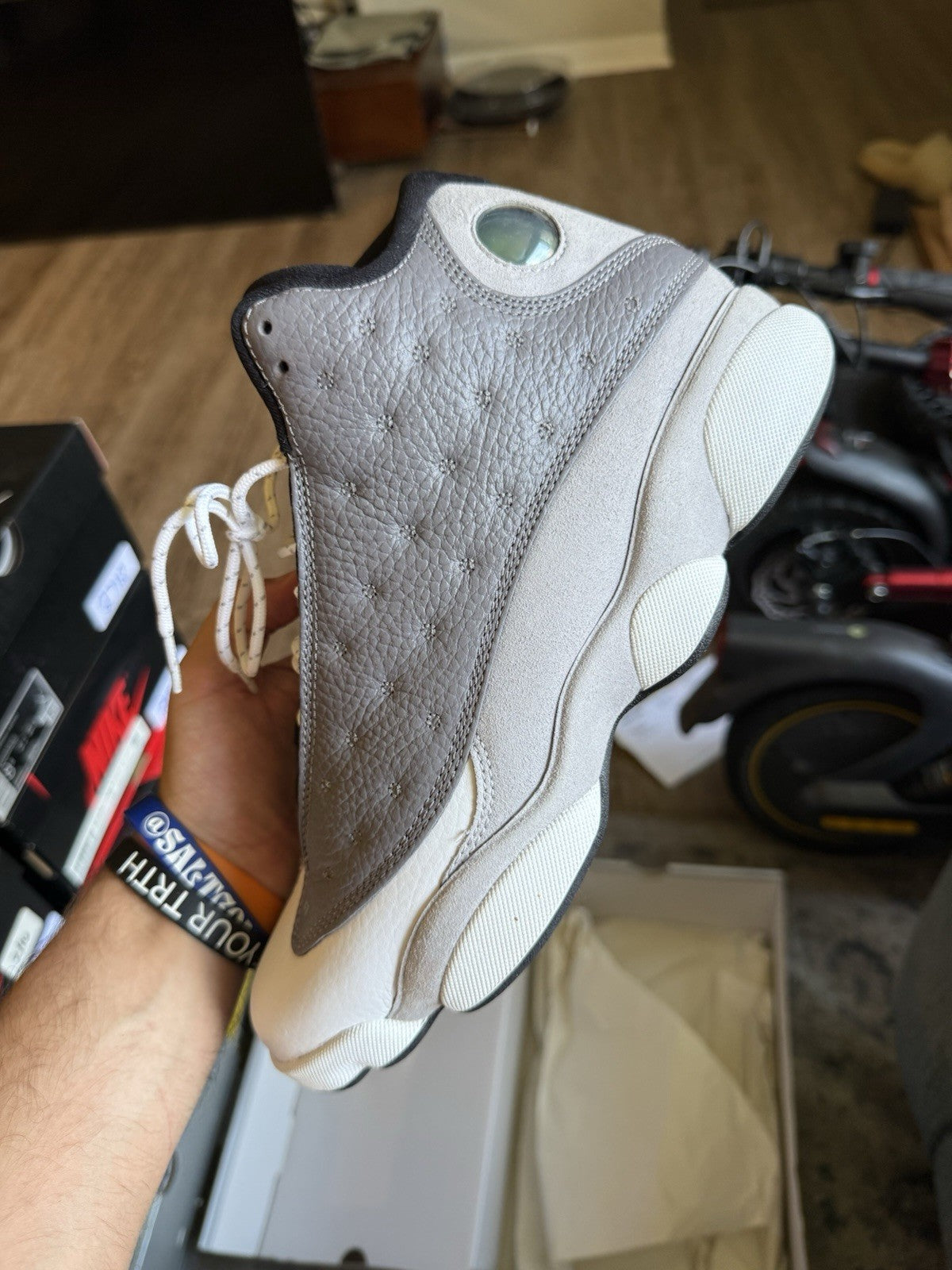 Size 8.5 - Air Jordan 13 Retro Atmosphere Grey