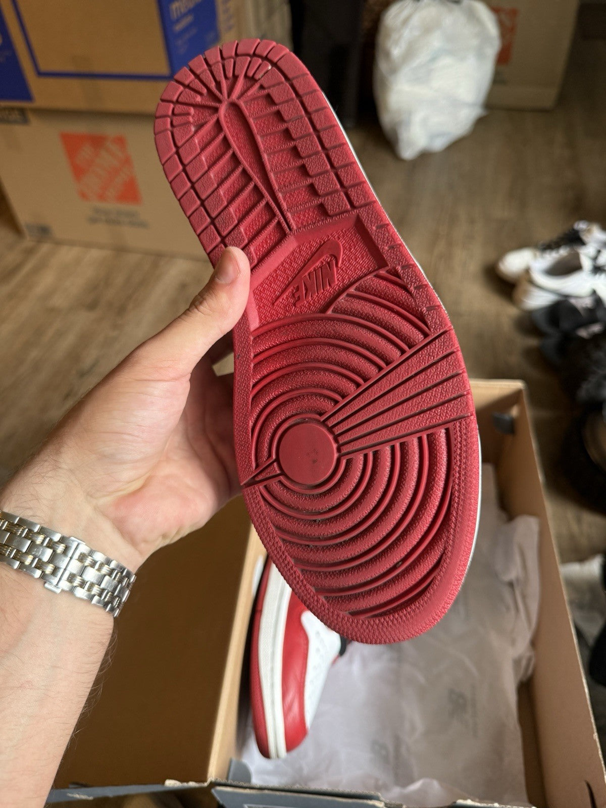 Size 8 - Jordan 1 Chicago (2015)