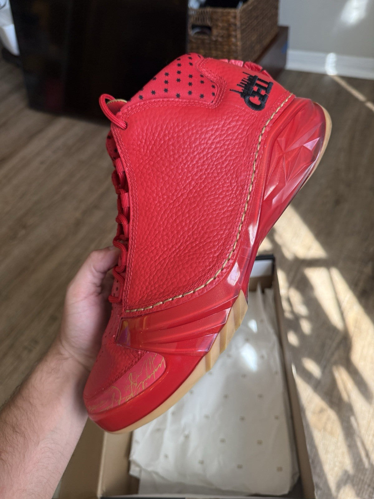 Size 10.5 - Jordan 23 Retro Chicago