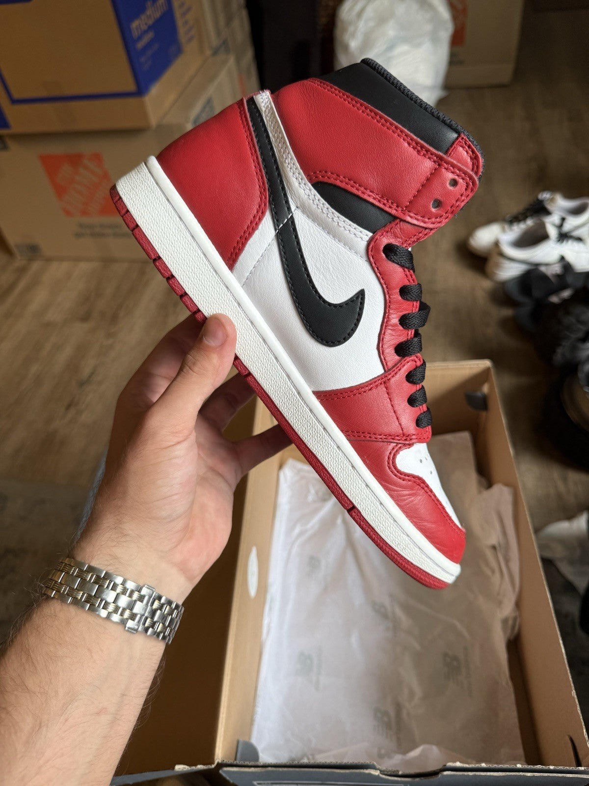 Size 8 - Jordan 1 Chicago (2015)