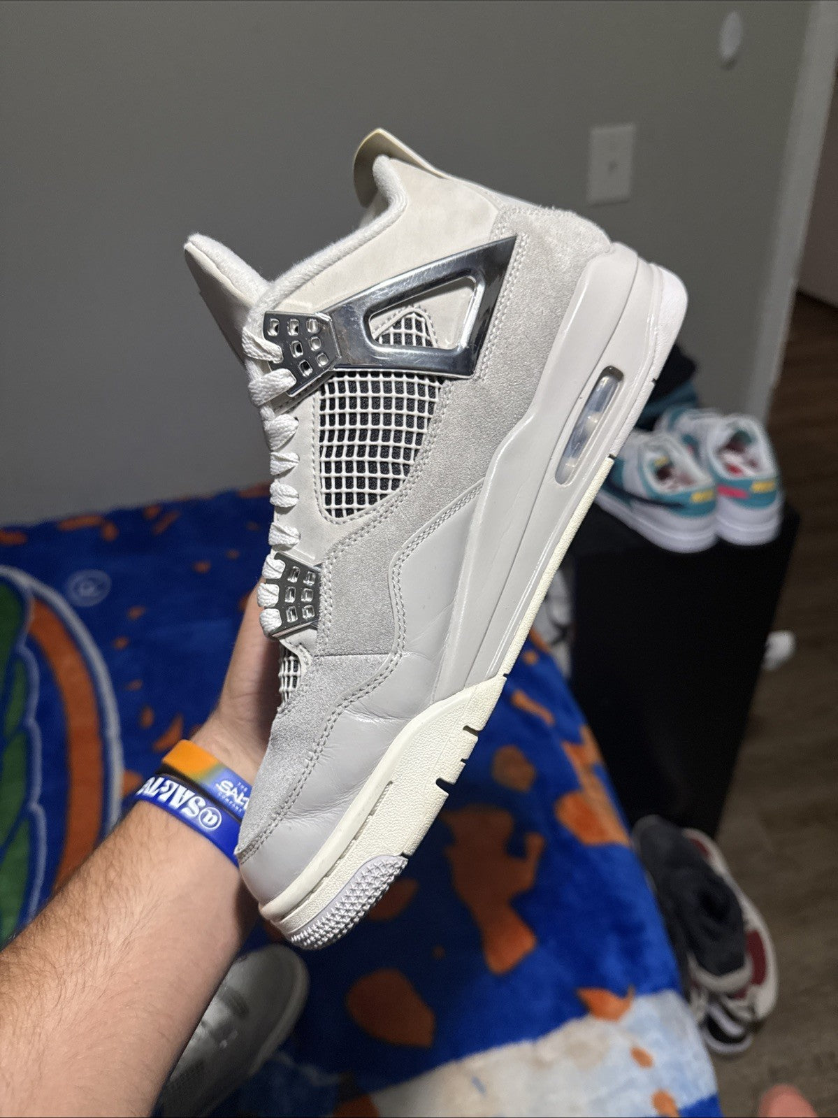 Size 9M/10.5W - Jordan 4 Retro Low Frozen Moments