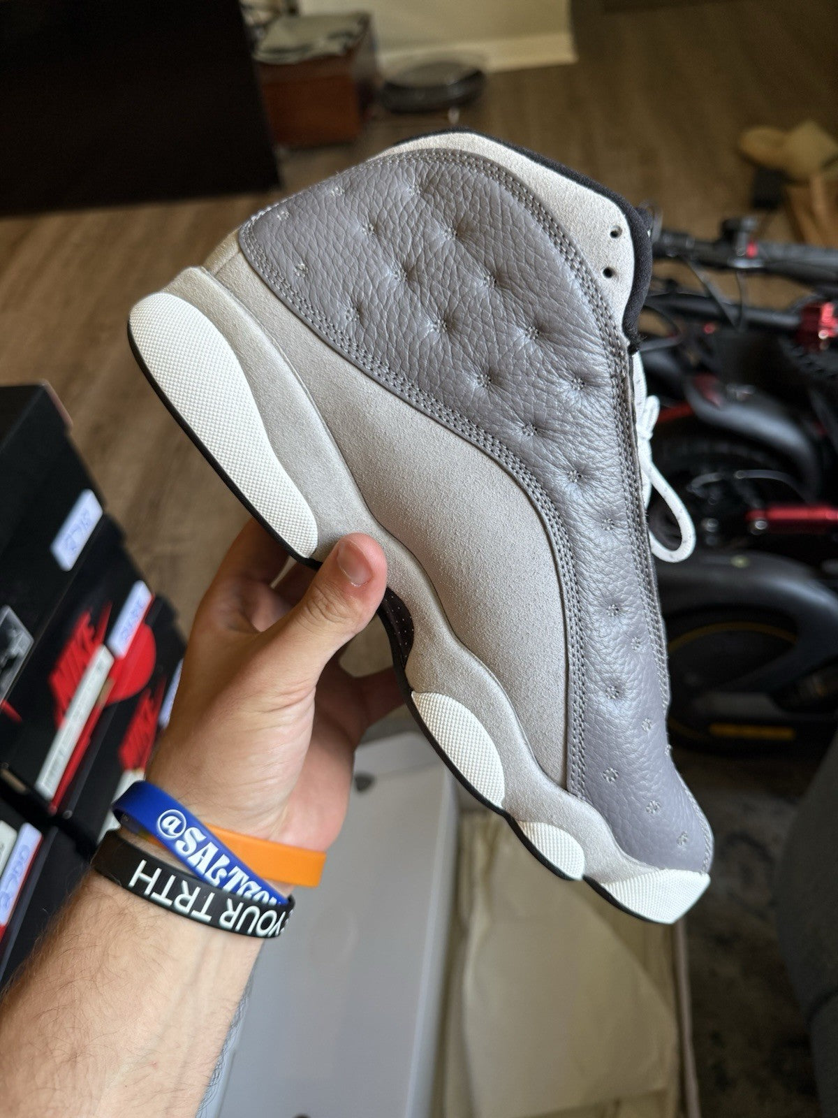 Size 8.5 - Air Jordan 13 Retro Atmosphere Grey