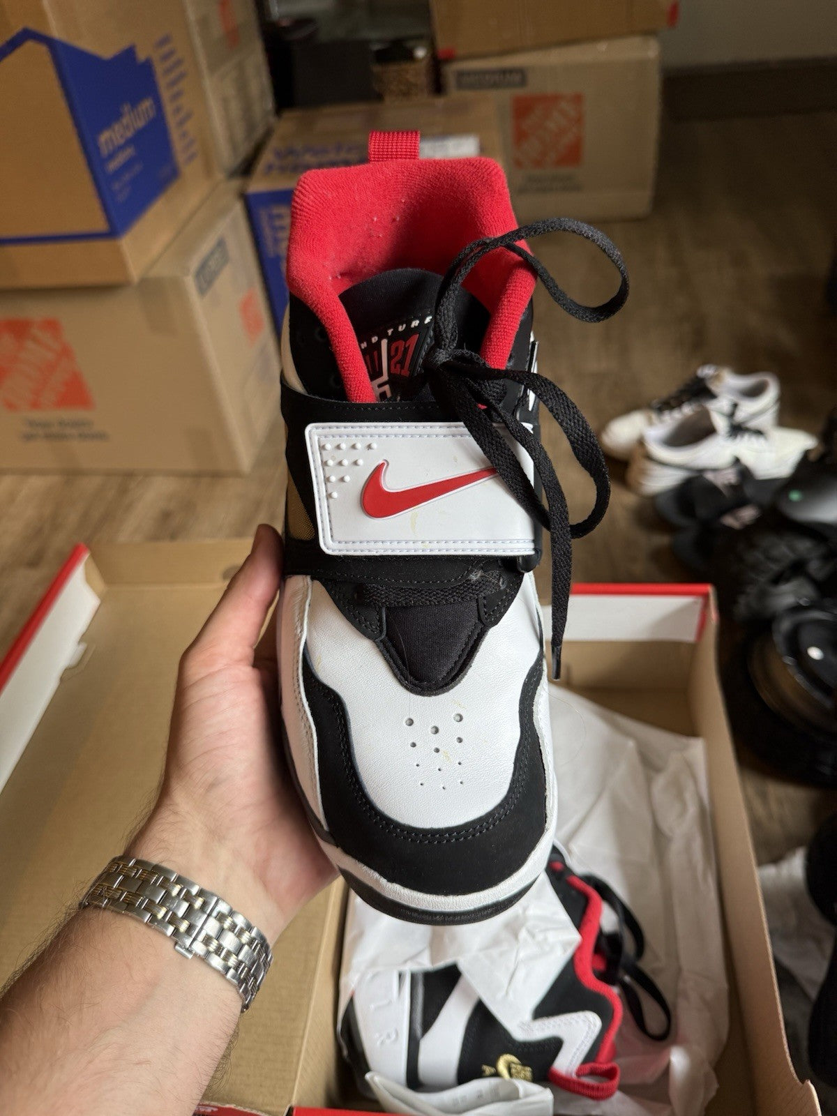 Size 8.5 - Nike Air Diamond Turf 2025 49ers