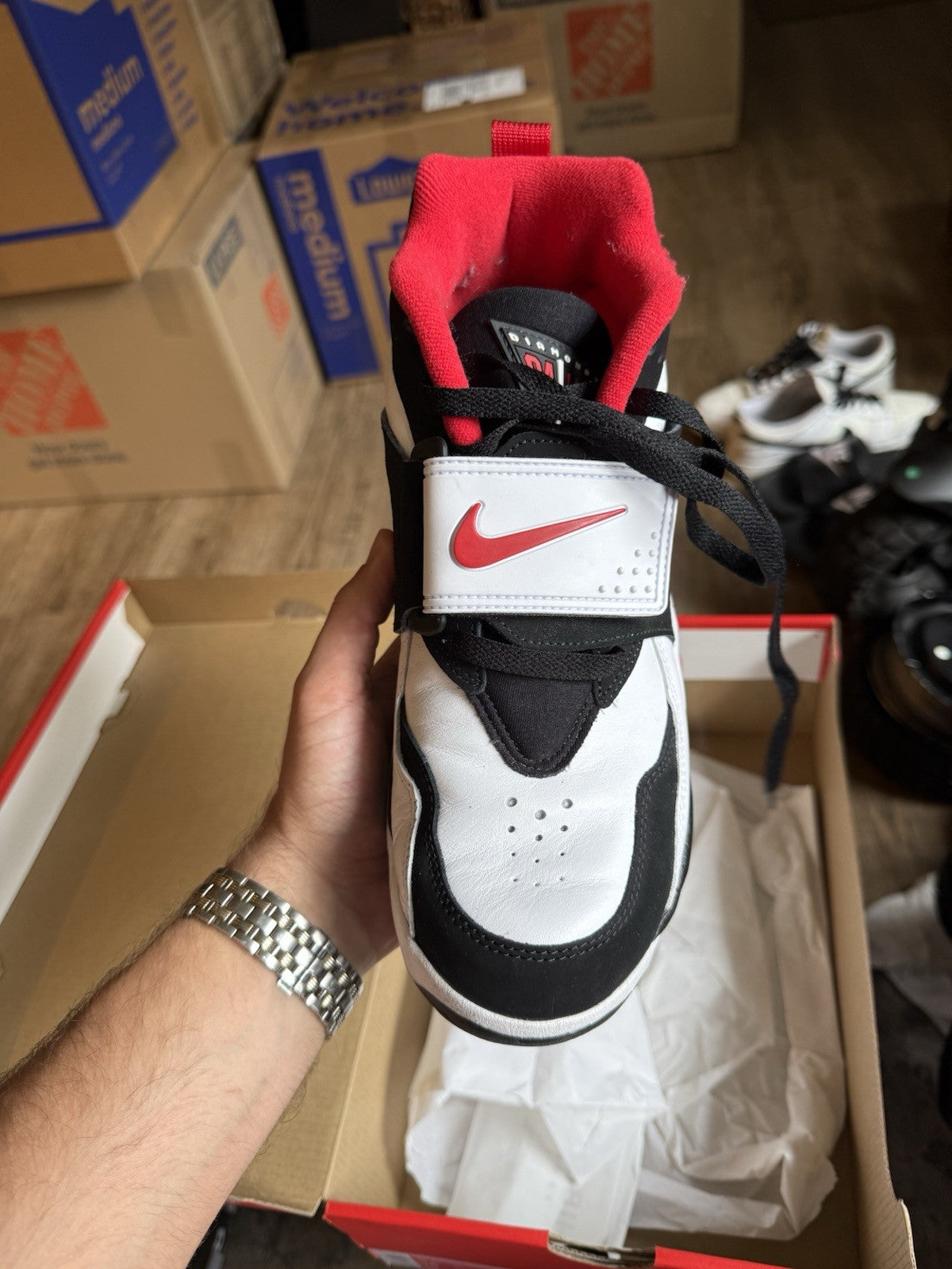 Size 8.5 - Nike Air Diamond Turf 2025 49ers