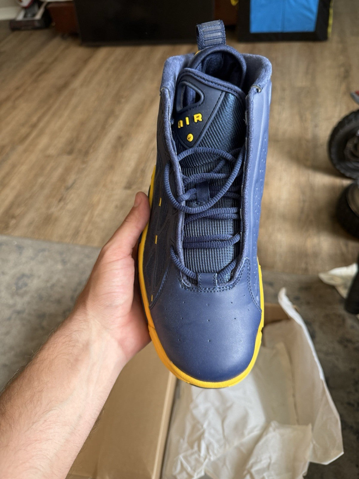 Size 8.5 - Nike Air Max Pillar 'Navy Maize' Michigan