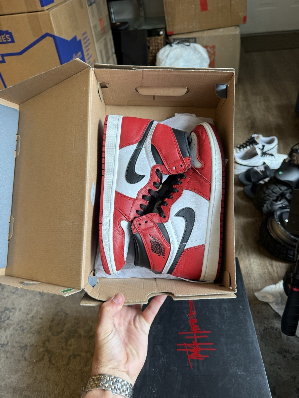 Size 8 - Jordan 1 Chicago (2015)