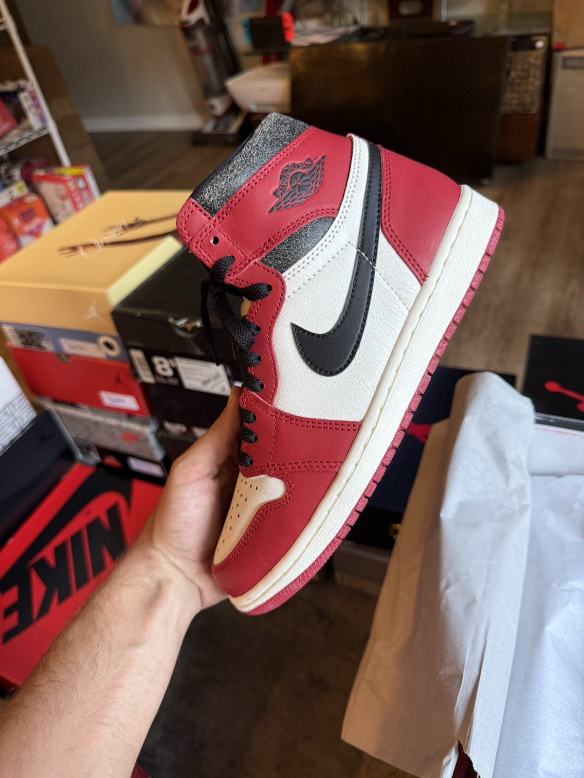 Size 8 - Nike Air Jordan 1 High OG Lost And Found 2022
