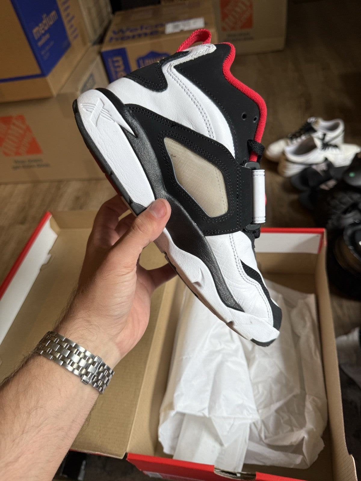 Size 8.5 - Nike Air Diamond Turf 2025 49ers