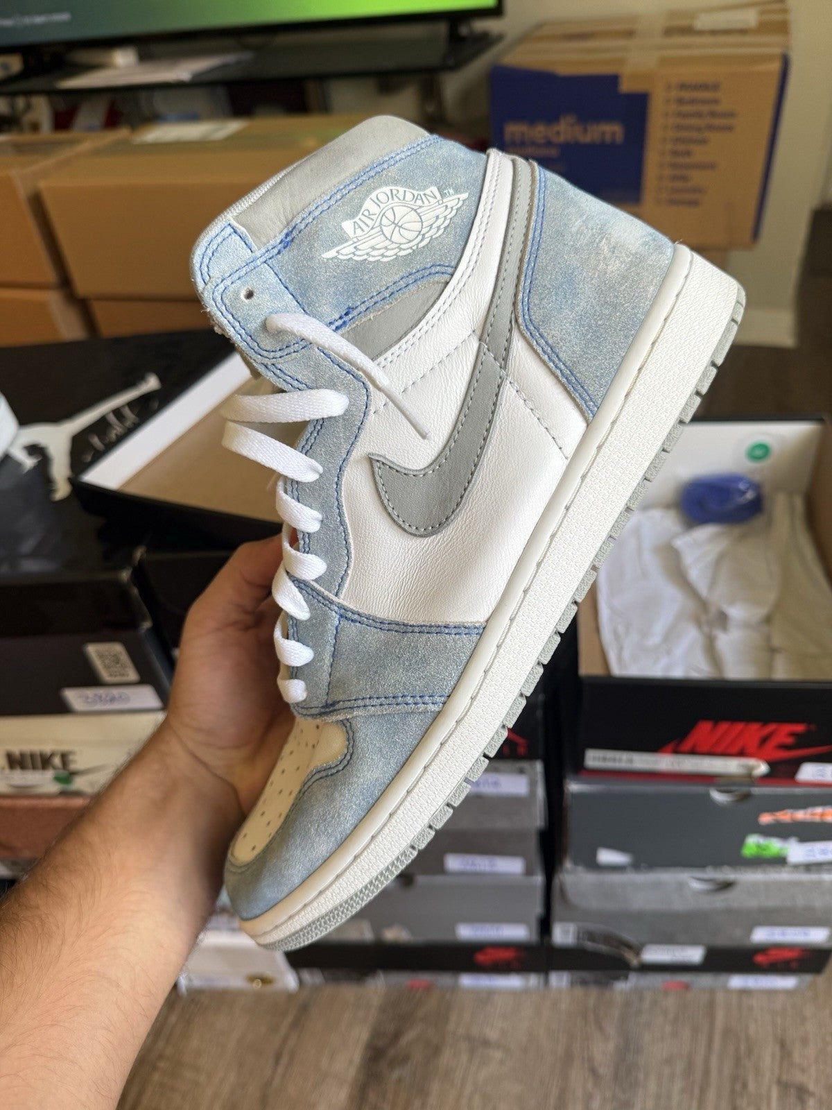 Size 11 - Jordan 1 Retro High OG Hyper Royal