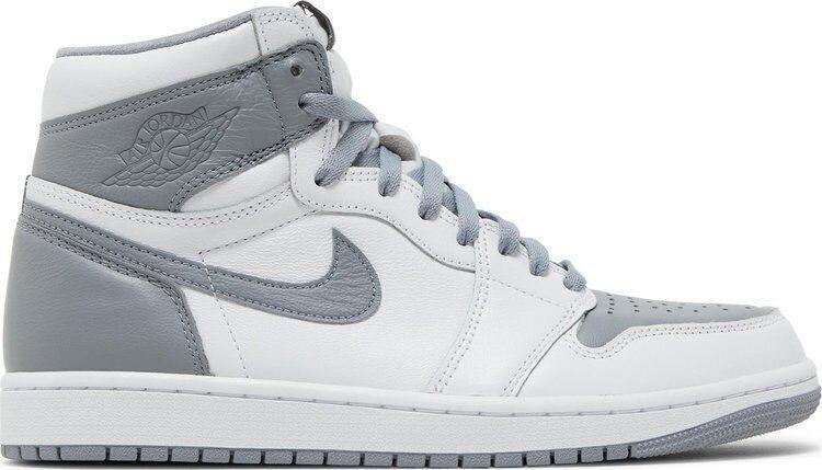Size 7M - Jordan 1 Retro High OG Stealth