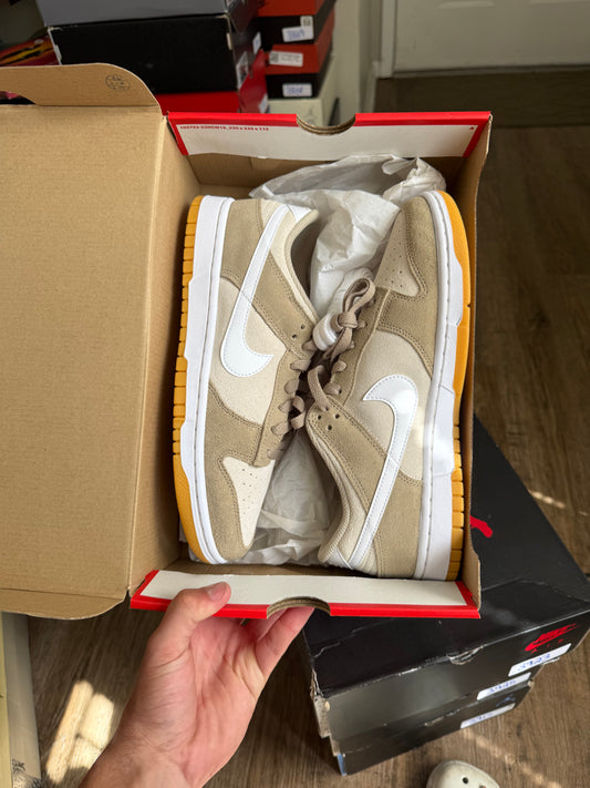 Size 9.5 - Nike Dunk Low Orewood Gum (Brand New)