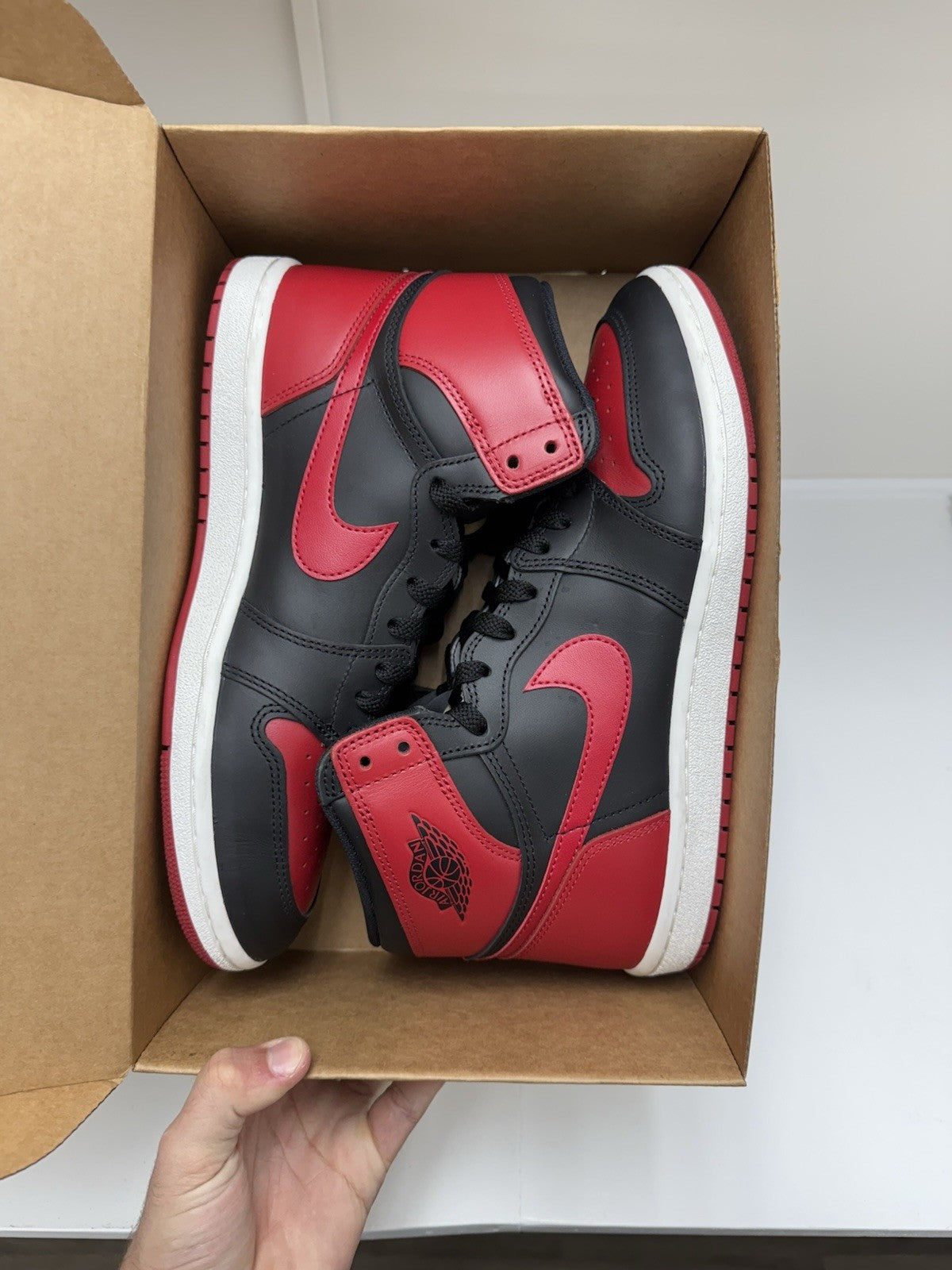 Size 11 -Jordan Retro 1 High 85 OG Bred Banned (2025)