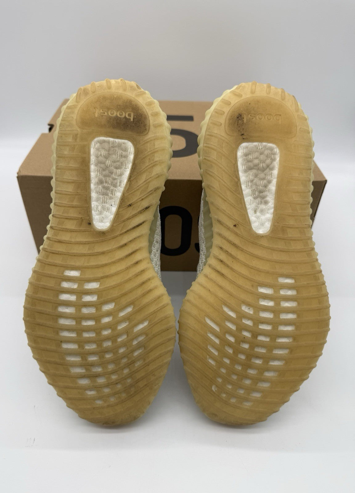 Size 9.5 - adidas Yeezy Boost 350 V2 Low Light