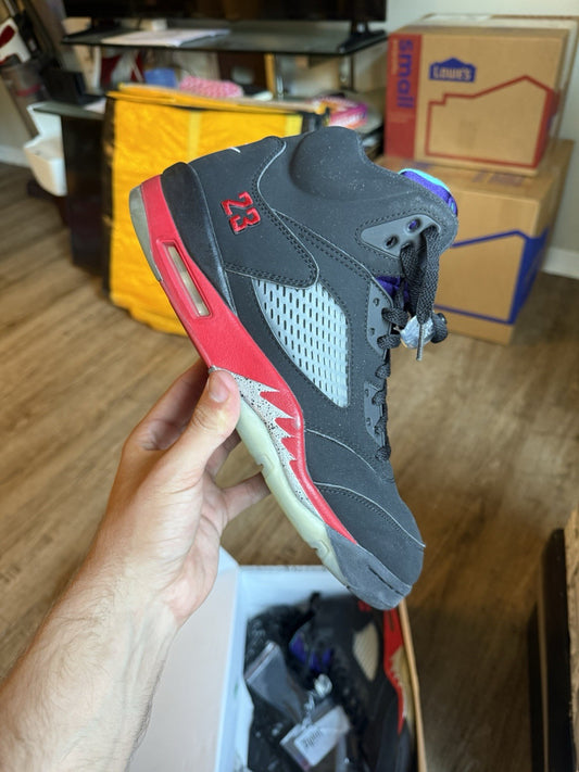 Size 10.5 - Jordan 5 Retro Top 3 Black (2020)