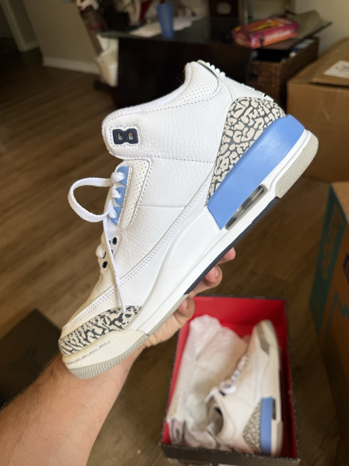 Size 8 - Jordan 3 Retro UNC