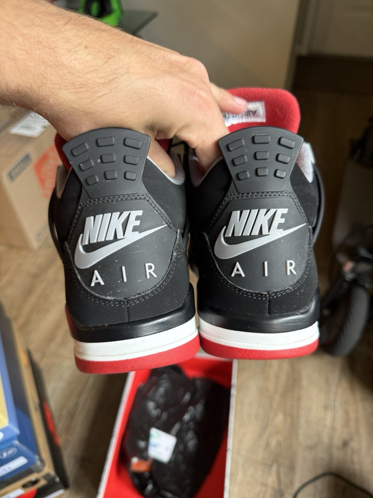 Size 9 - Jordan 4 Retro OG Mid Bred (2019)