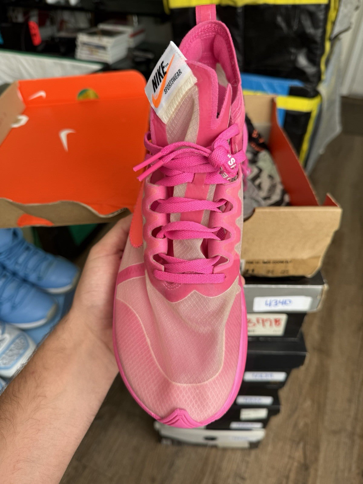 Size 11 - Nike Off-White x Zoom Fly SP Pink
