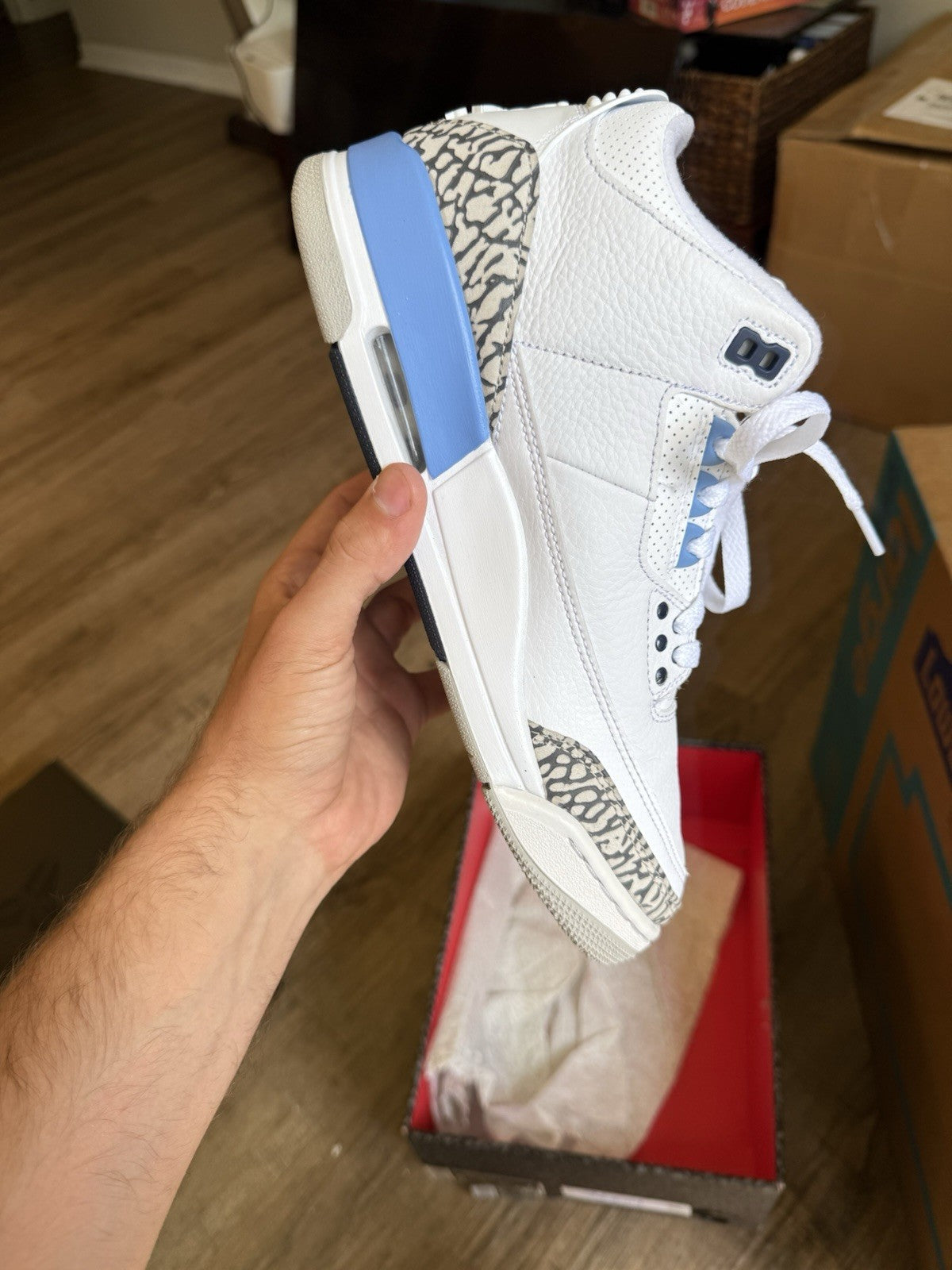 Size 8 - Jordan 3 Retro UNC