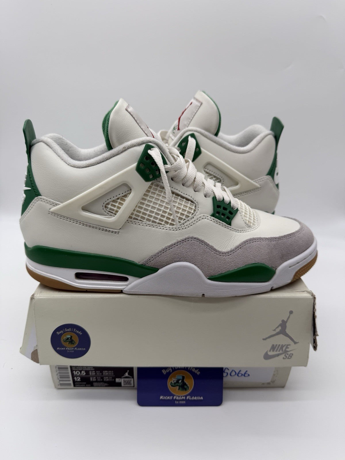 Size 10.5 - Jordan 4 Retro Pine Green SB