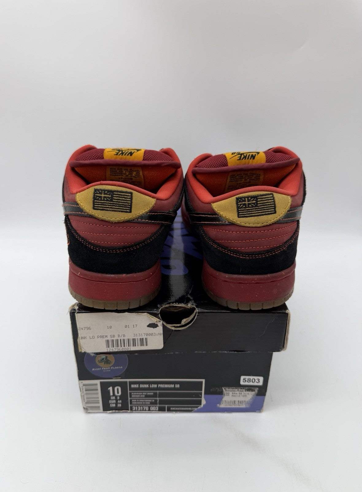 Size 10 - Nike SB Dunk Low Hawaii 2005