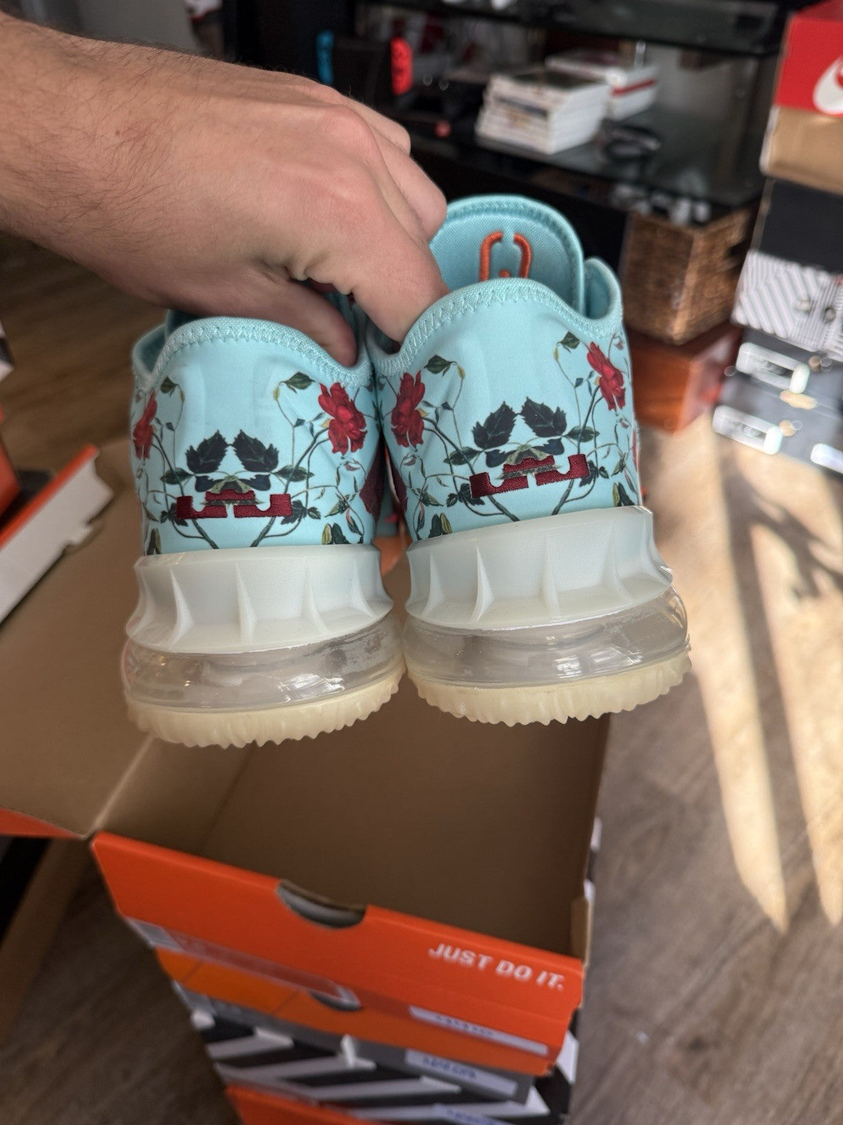 Size 10 - Lebron 18 Low Mimi Plange Daughters Floral