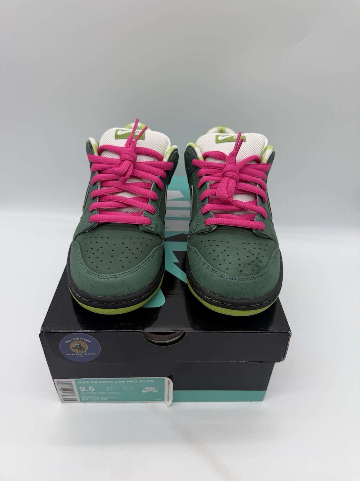 Size 9.5 - Concepts x Nike SB Dunk Low Premium Green Lobster Special Box (VNDS)