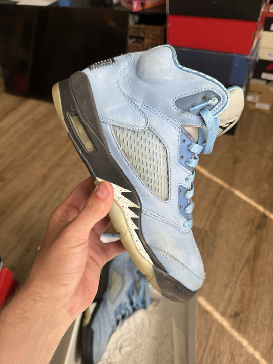Size 9 - Jordan 5 Retro SE UNC