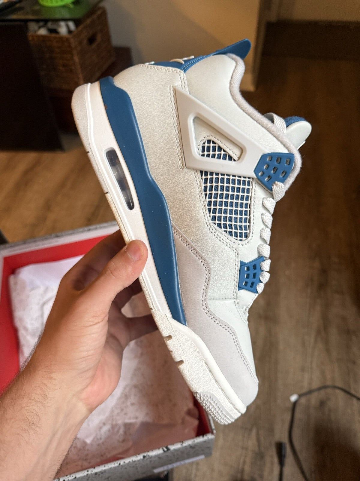 Size 9.5 - Jordan 4 Retro Military Blue (2024)