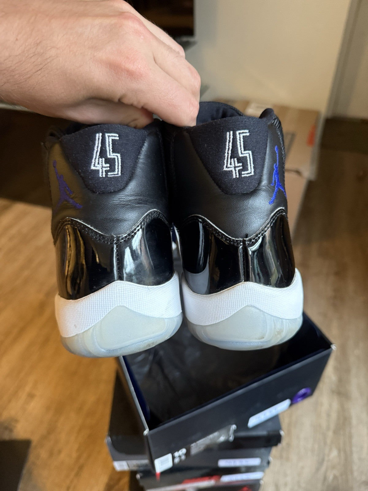 Size 10 - Jordan 11 Retro Space Jam (2016)