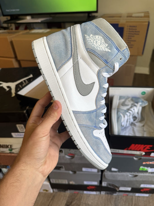 Size 11 - Jordan 1 Retro High OG Hyper Royal