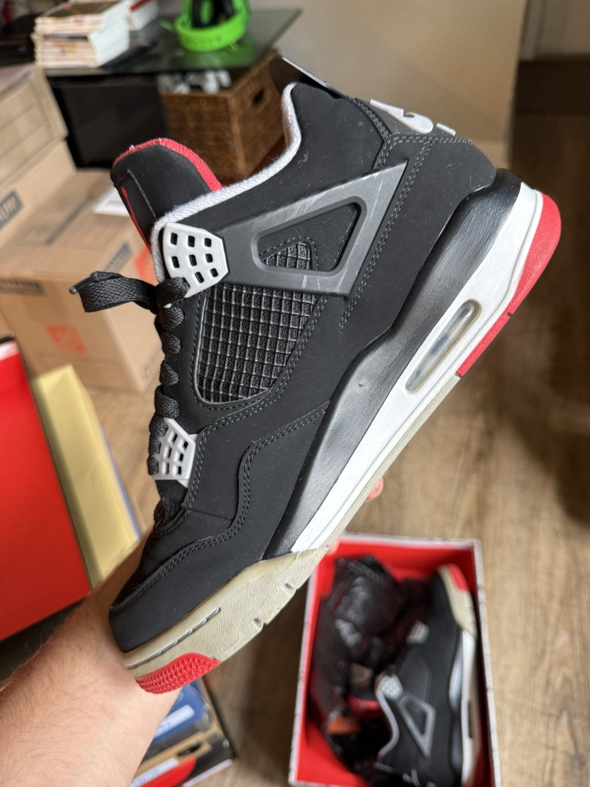 Size 9 - Jordan 4 Retro OG Mid Bred (2019)