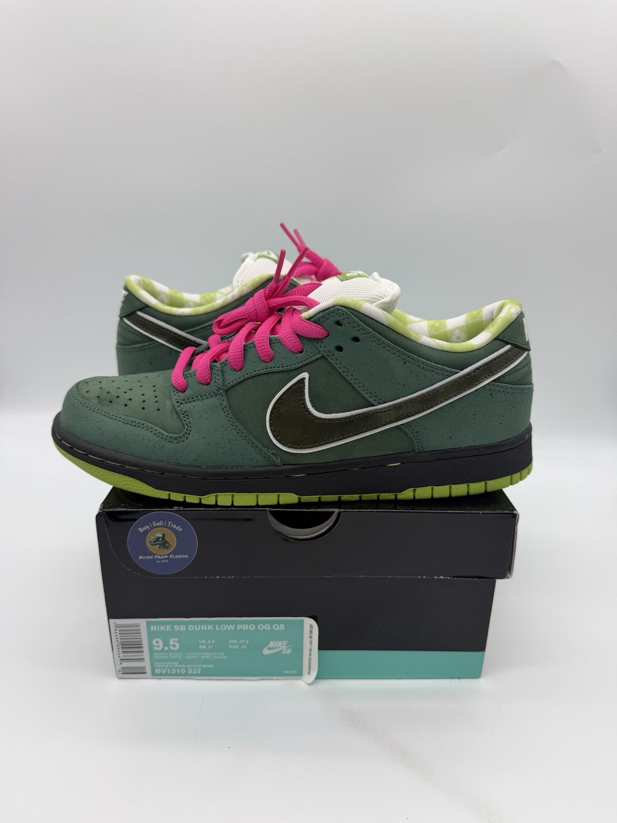 Size 9.5 - Concepts x Nike SB Dunk Low Premium Green Lobster Special Box (VNDS)