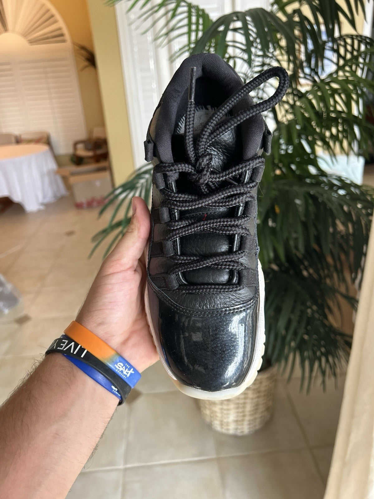 Size 5.5 - Jordan 11 Retro Low GS 72-10