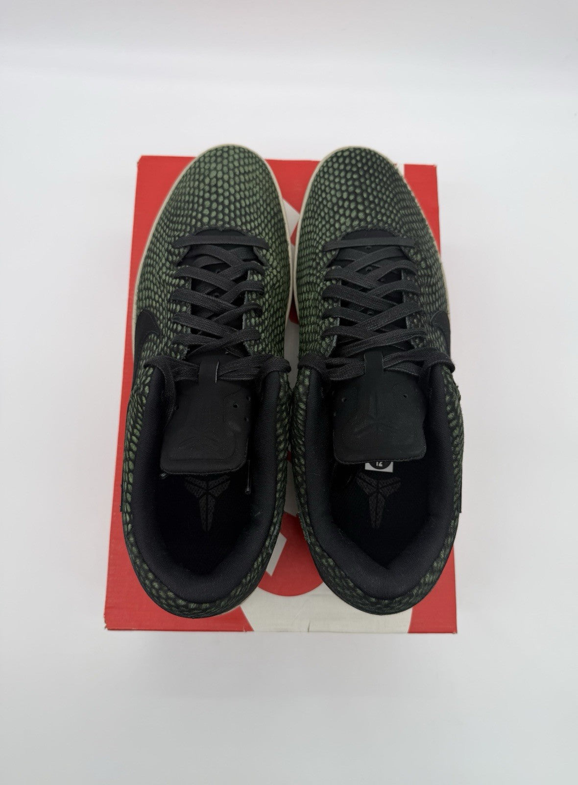 Size 12 - Nike Kobe 8 NSW Lifestyle LE Gorge Green/Black-Sail (Brand New)