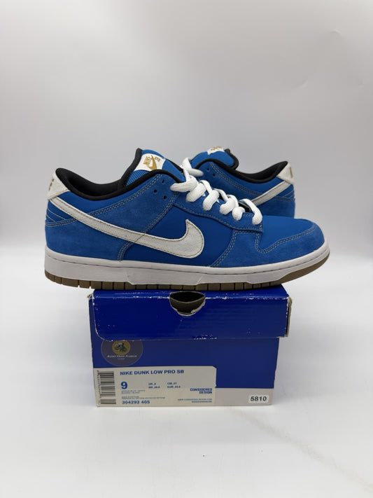 Size 9 - Nike SB Dunk Low Street Fighter Chun Li 2010