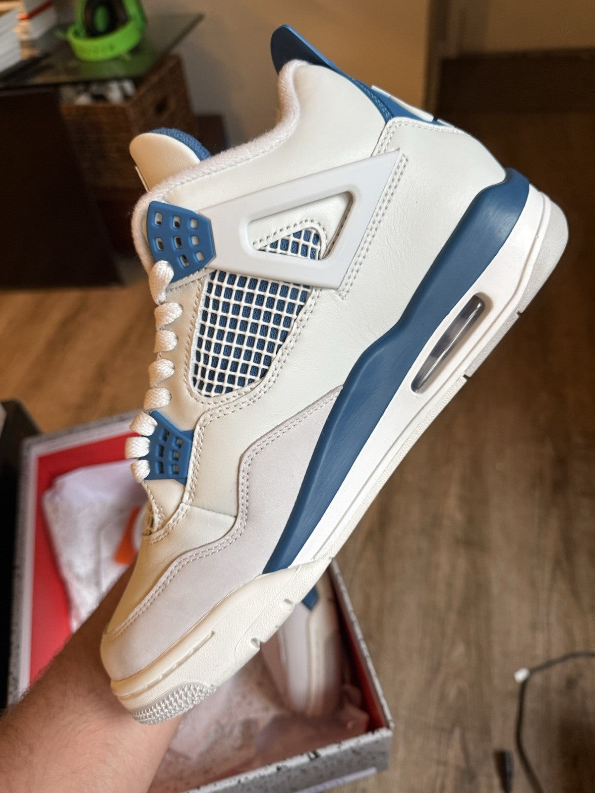 Size 9.5 - Jordan 4 Retro Military Blue (2024)