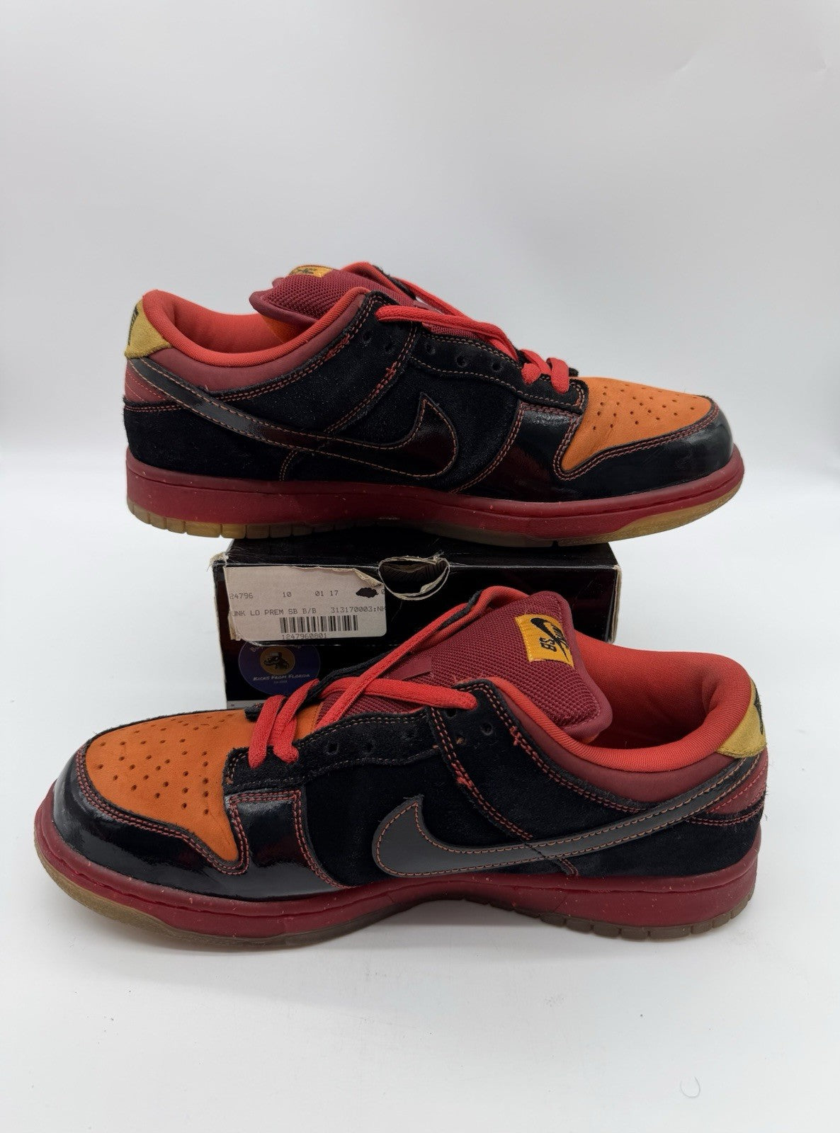 Size 10 - Nike SB Dunk Low Hawaii 2005