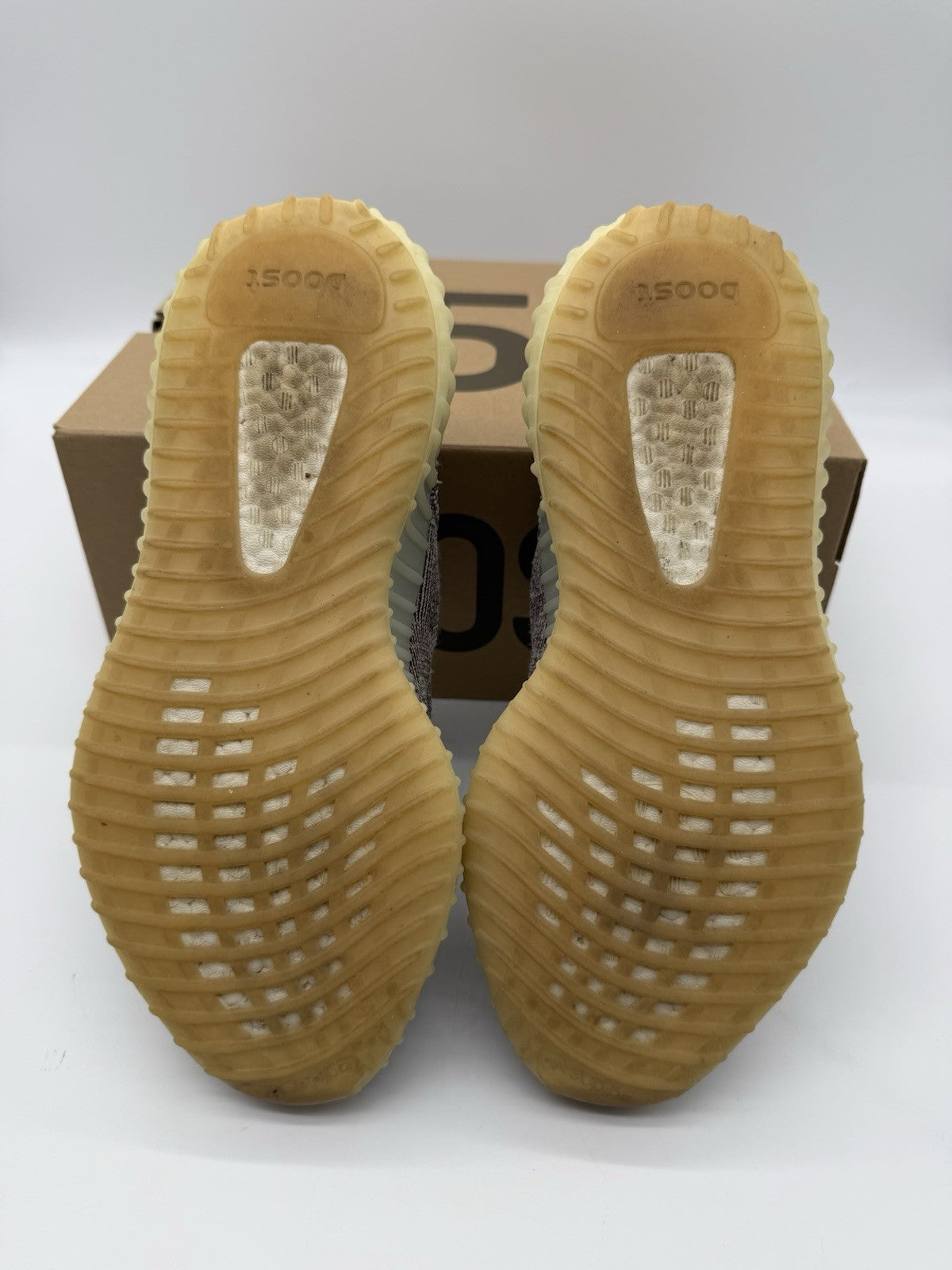 Size 9 - adidas Yeezy Boost 350 V2 Low Zyon
