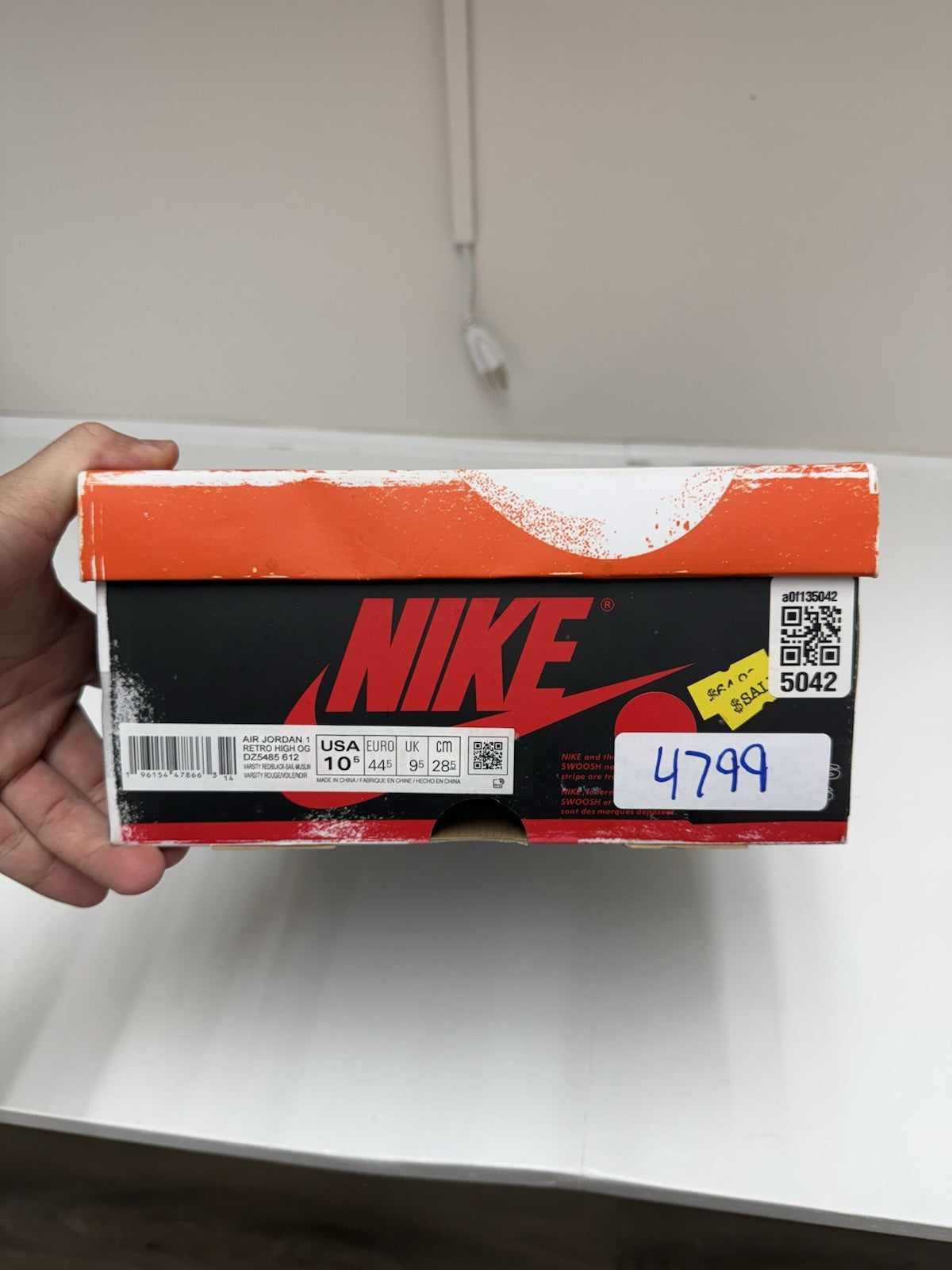 Size 10.5 - Jordan Retro 1 High OG Chicago Lost And Found