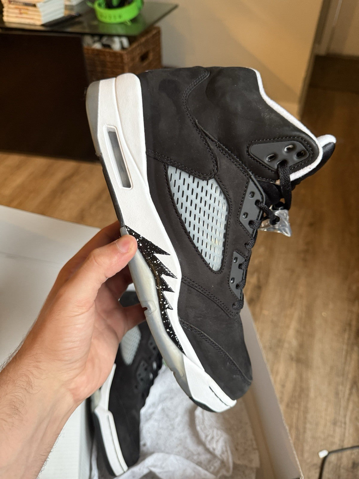 Size 11 - Jordan 5 Retro Mid Moonlight