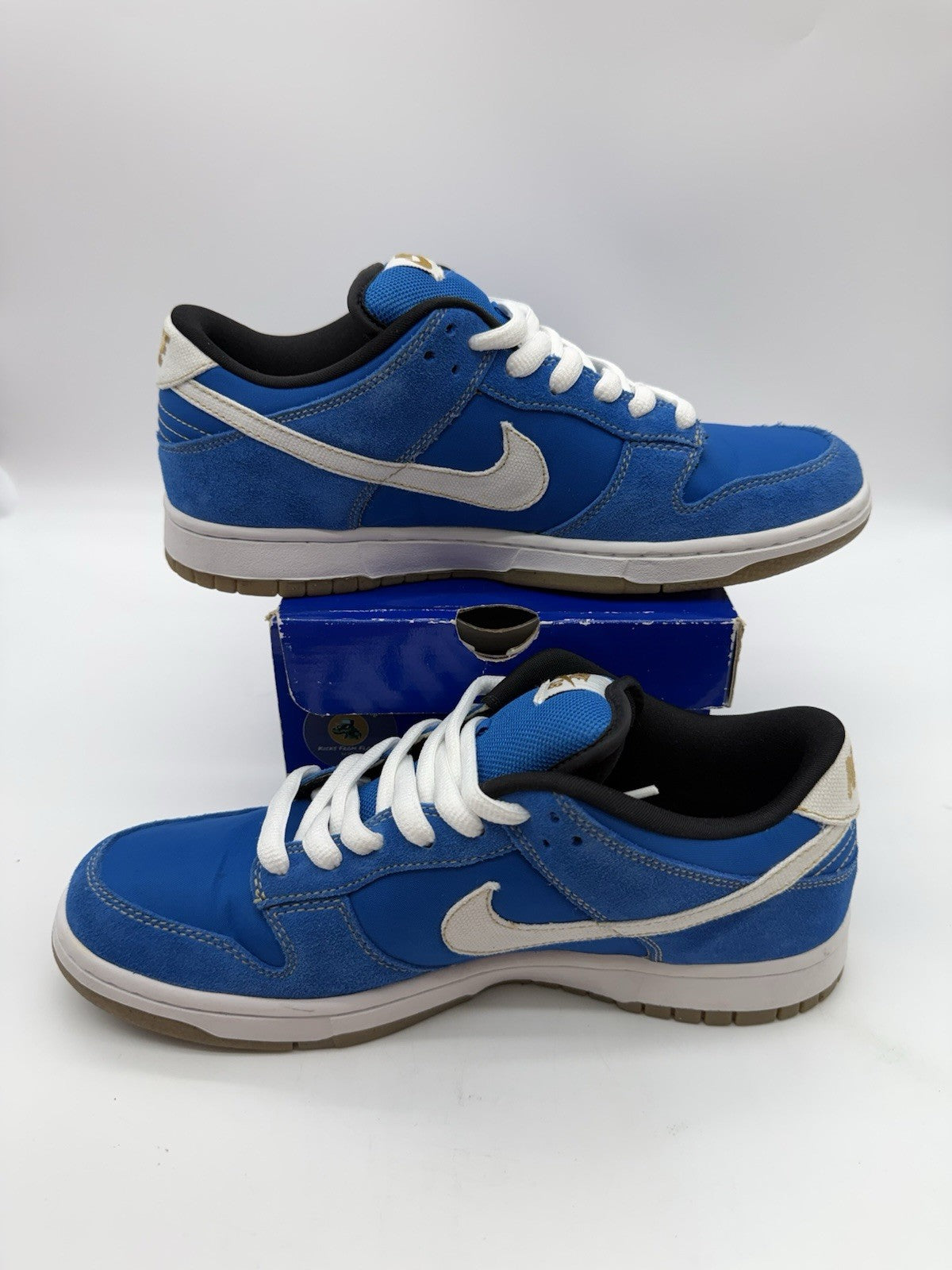 Size 9 - Nike SB Dunk Low Street Fighter Chun Li 2010