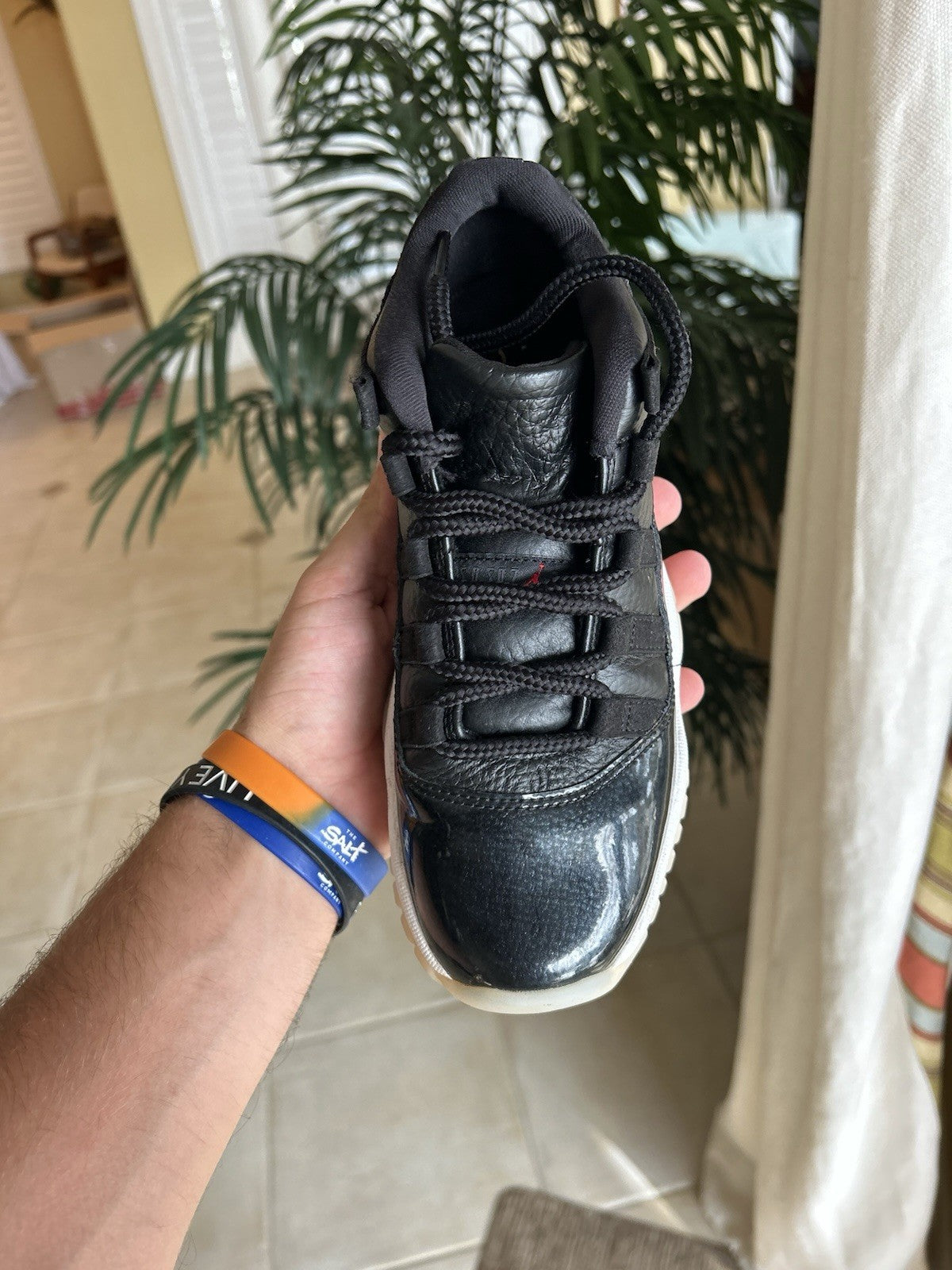 Size 5.5 - Jordan 11 Retro Low GS 72-10