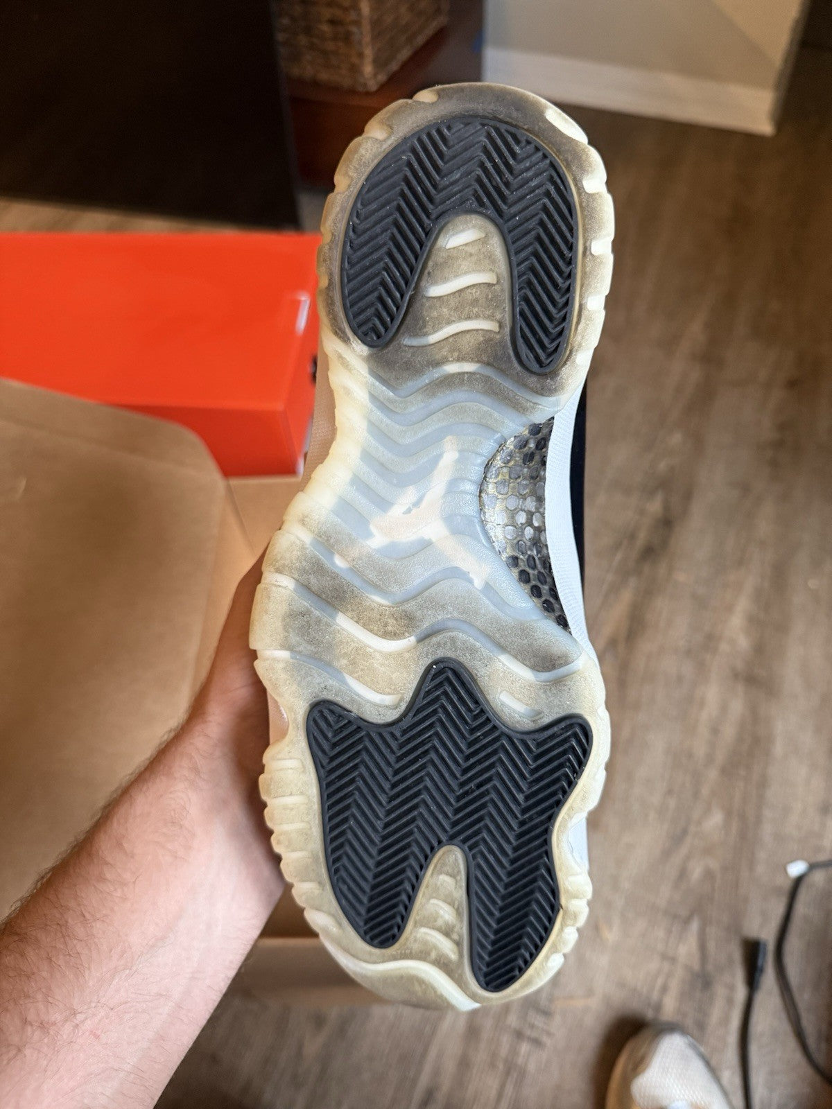 Size 9.5 - Jordan 11 Retro DMP Gratitude